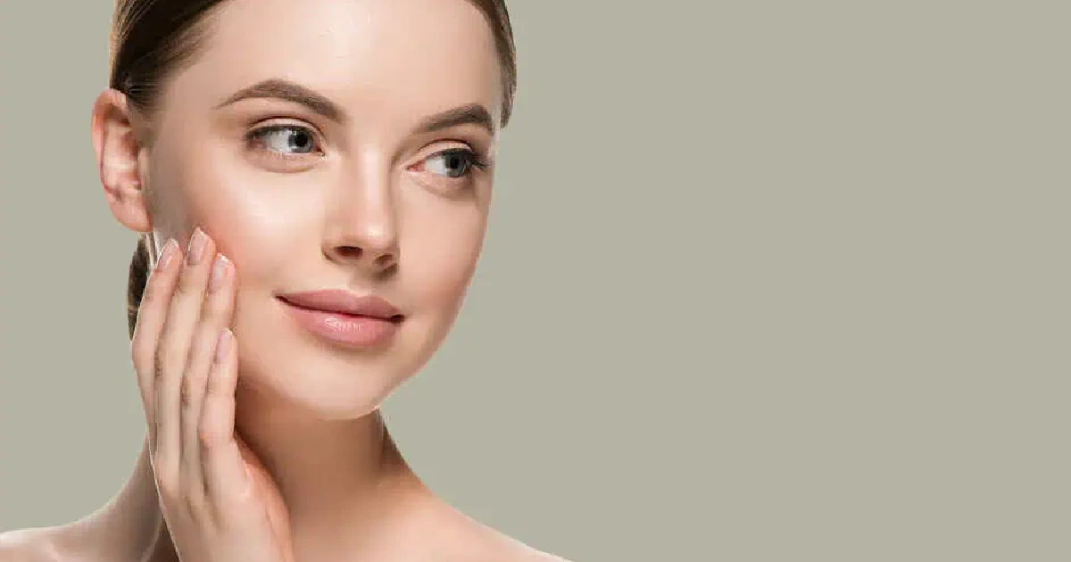 Woman with smooth skin representing the results of an SSSC Glow Up Treatment in Scottsdale, AZ